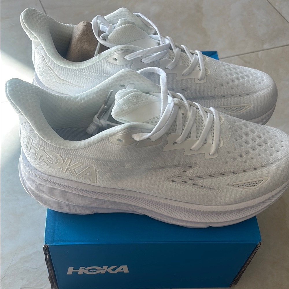 Hoka White Athletic Sneakers NWT size 9.5